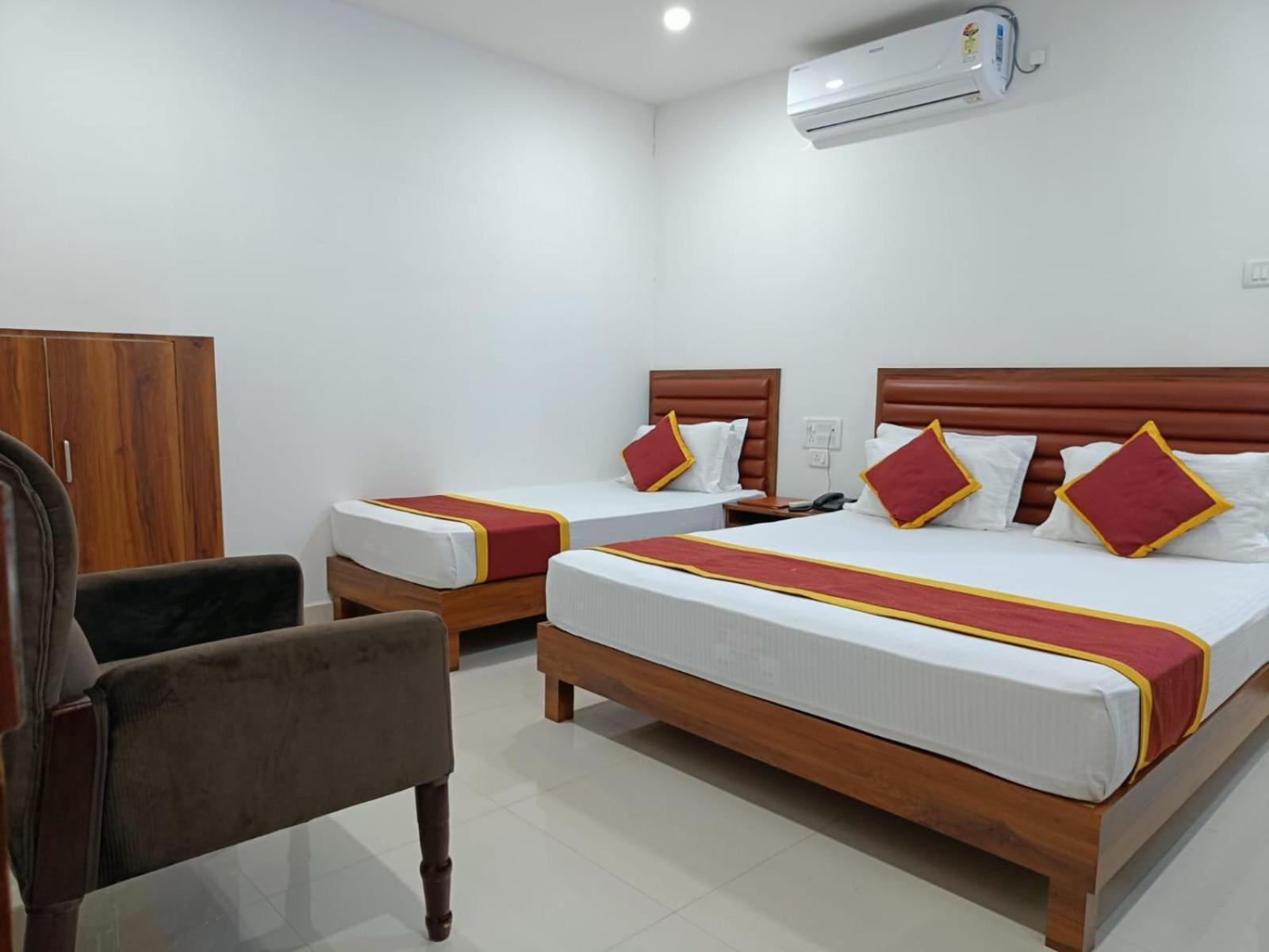 Hotel Executive Inn Hailakandi Luaran gambar