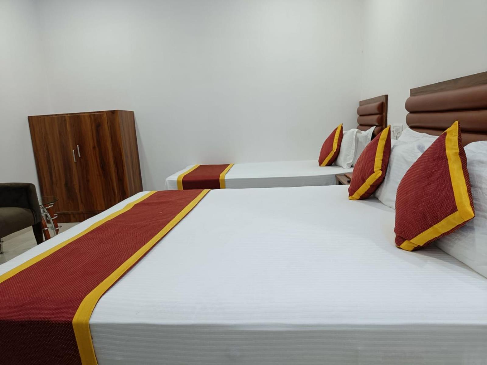Hotel Executive Inn Hailakandi Luaran gambar