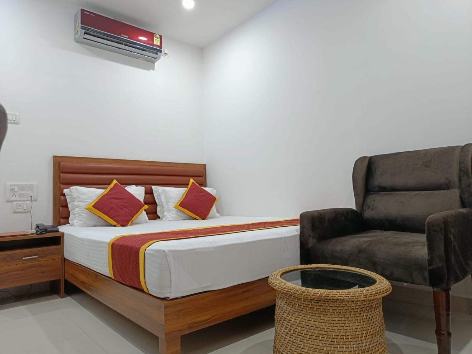 Hotel Executive Inn Hailakandi Luaran gambar